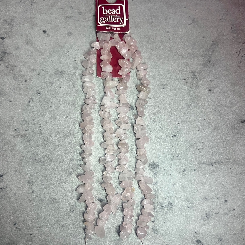NWT Rose Quartz Chip Stone Beads